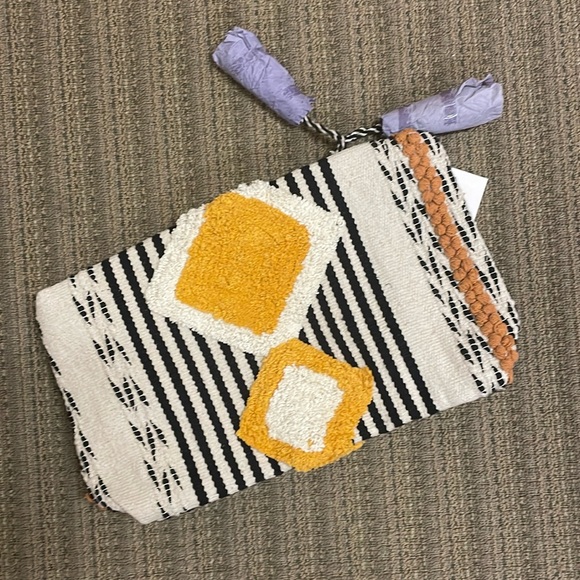 ππ€Lu & Elle Palm Springs Clutch Bnwt Adorable π€π - Picture 1 of 9